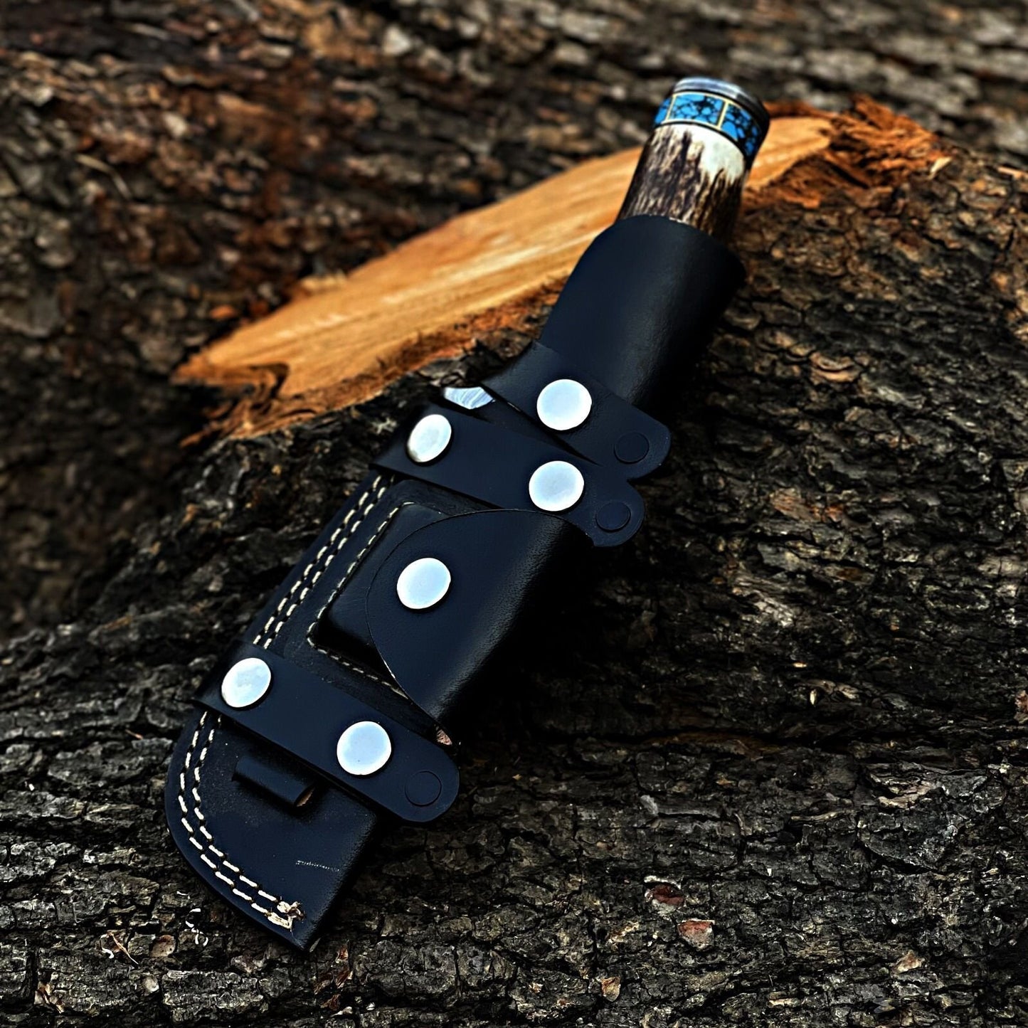 Handmade Damascus Steel Hunting Skinner Knife Stag Horn Handle|DSS010