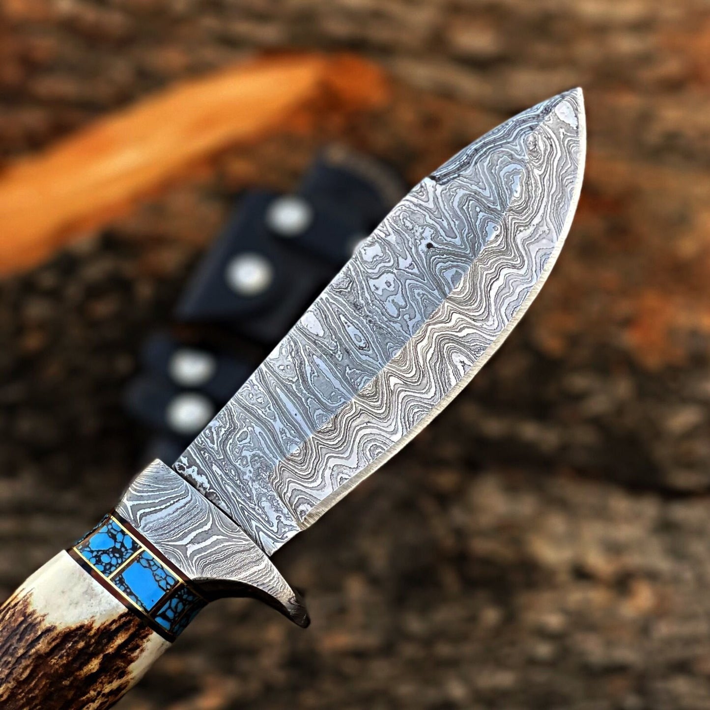Handmade Damascus Steel Hunting Skinner Knife Stag Horn Handle|DSS010
