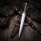 Handmade D2 steel hunting knife with rosewood handle