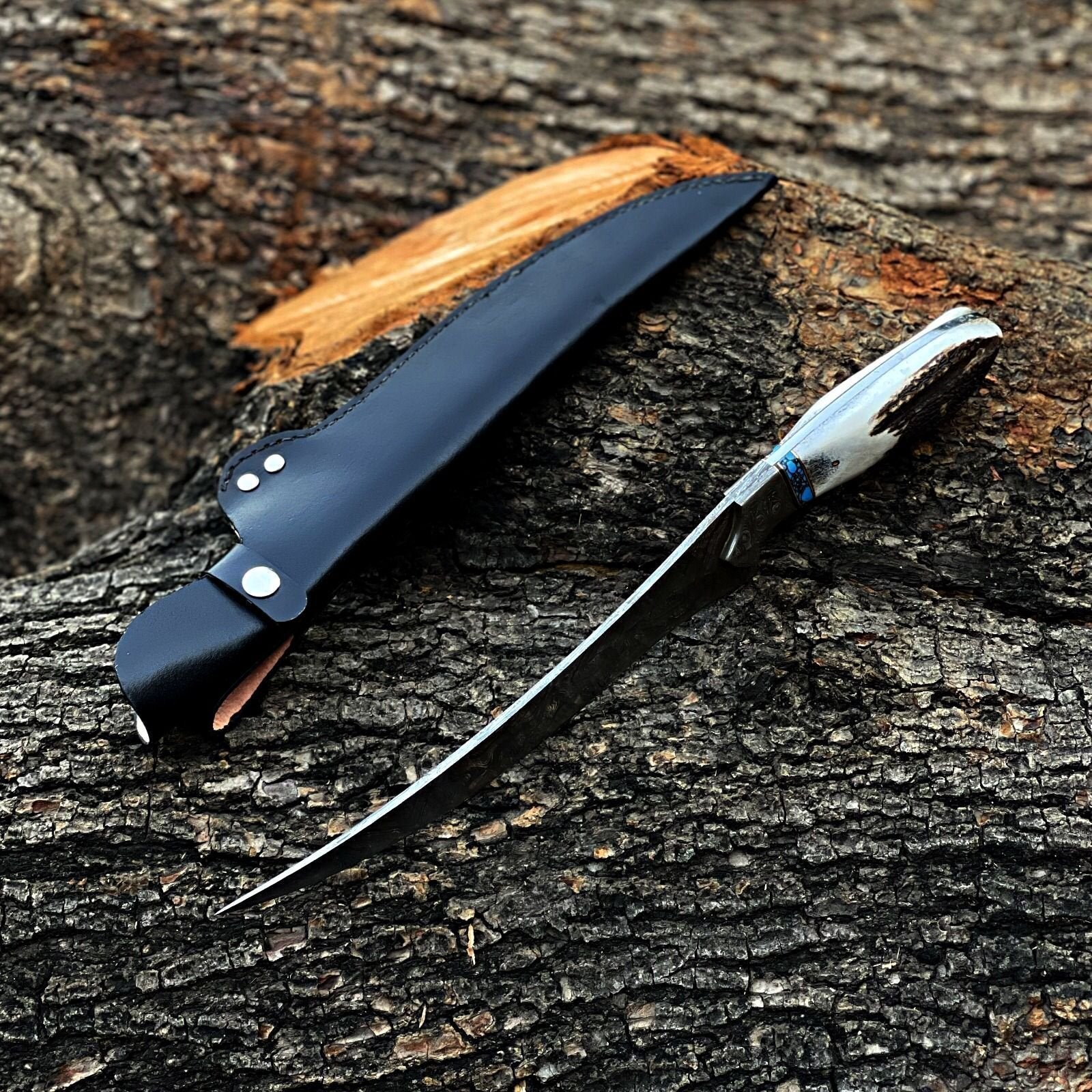 Handmade Damascus Steel Fillet Knife with Stag Handle|DFS016