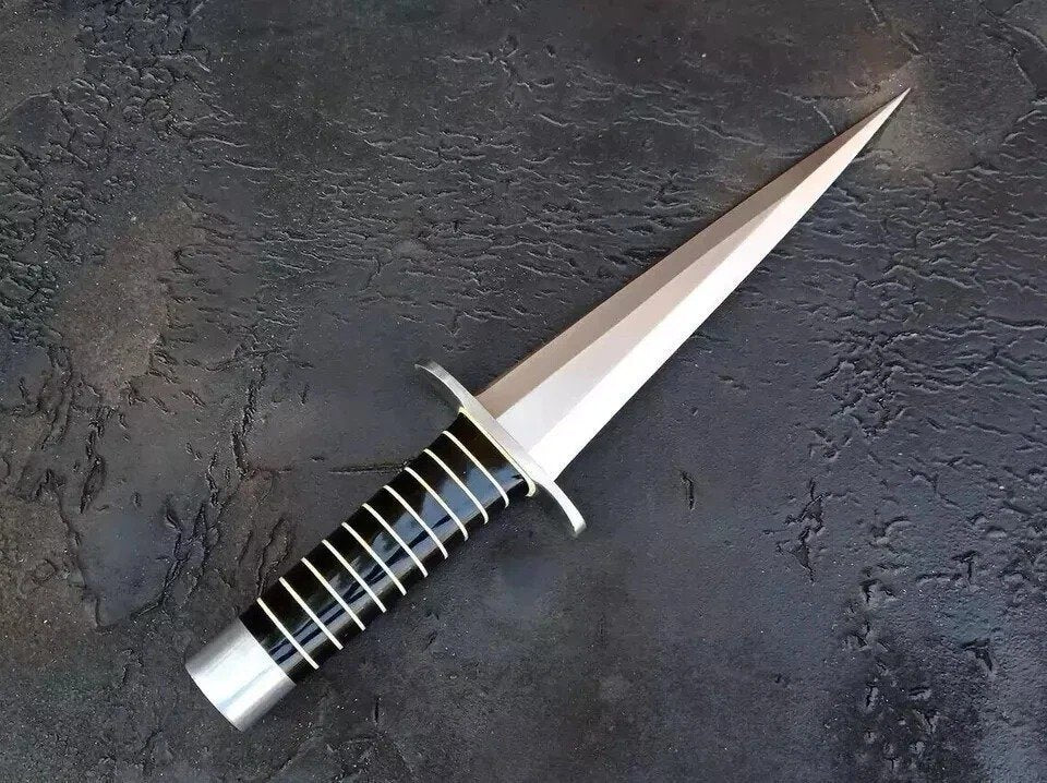 Stylish Stripe Handle Handmade Knife | RRB015